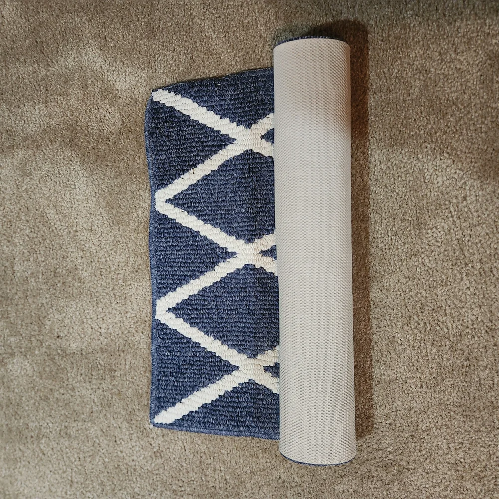 💫4 for $15💫 Blue and White Geometric Rug